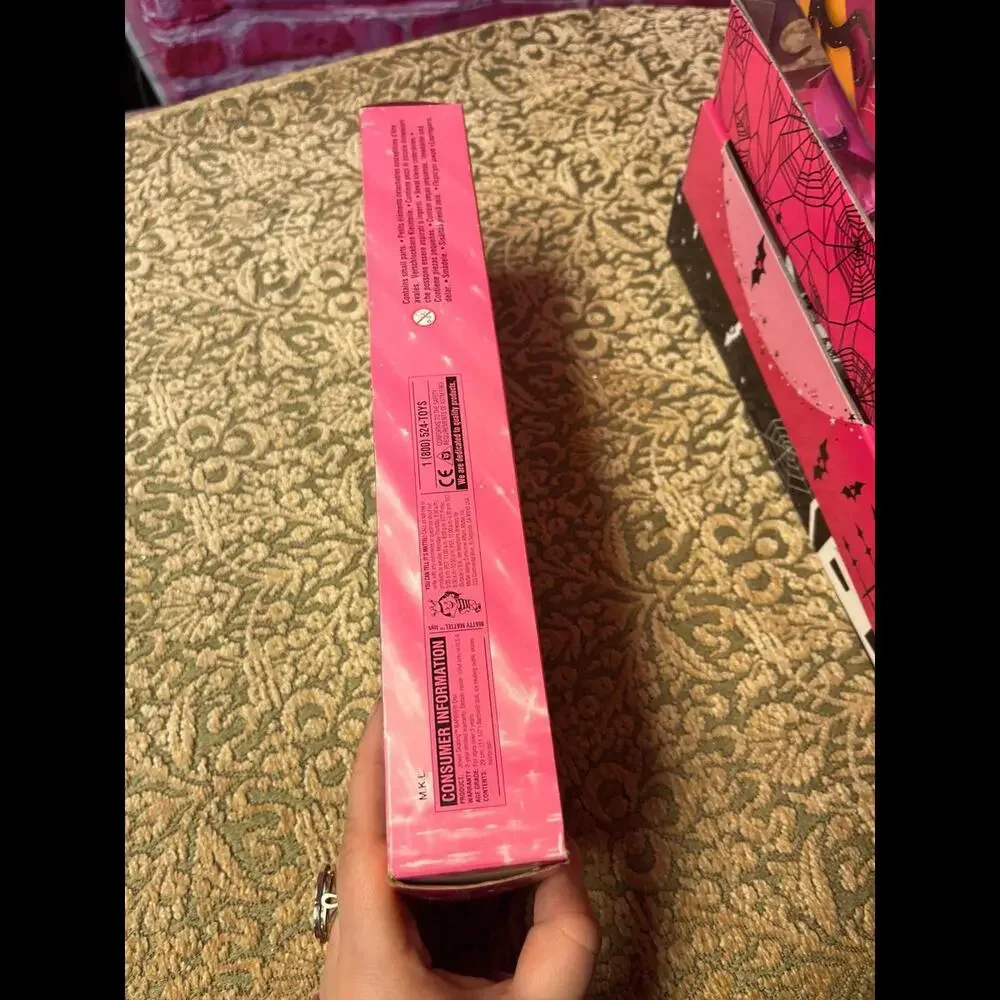 1998 Walmart special edition jewel skating Barbie‎